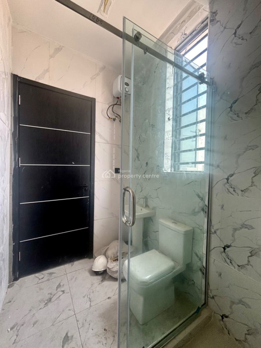 1 Bedroom Apartment, Ologolo, Lekki, Lagos, Block of Flats for Sale