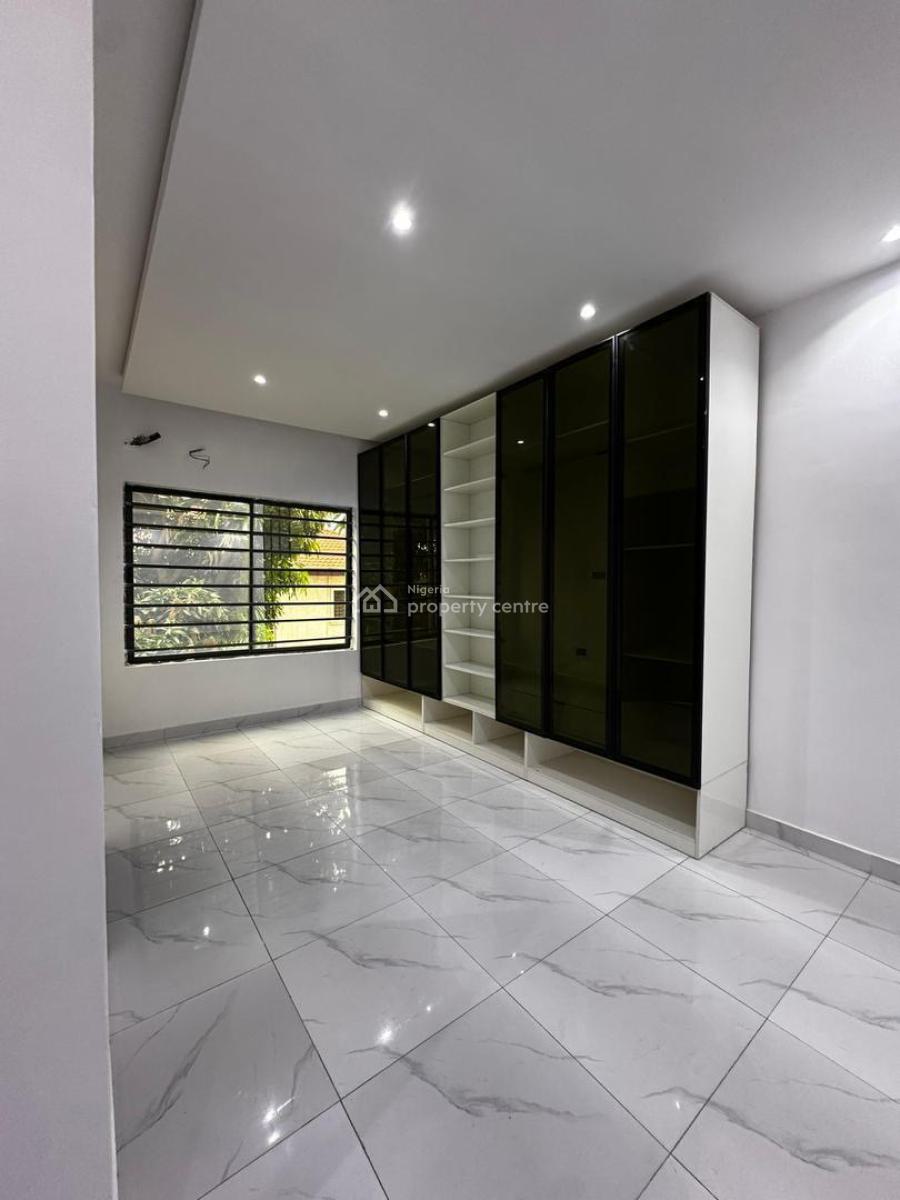 Premium Fully Serviced 2 & 3 Bedroom Apartments with Modern Design., Lekki Phase 1, Lekki, Lagos, Flat / Apartment for Sale