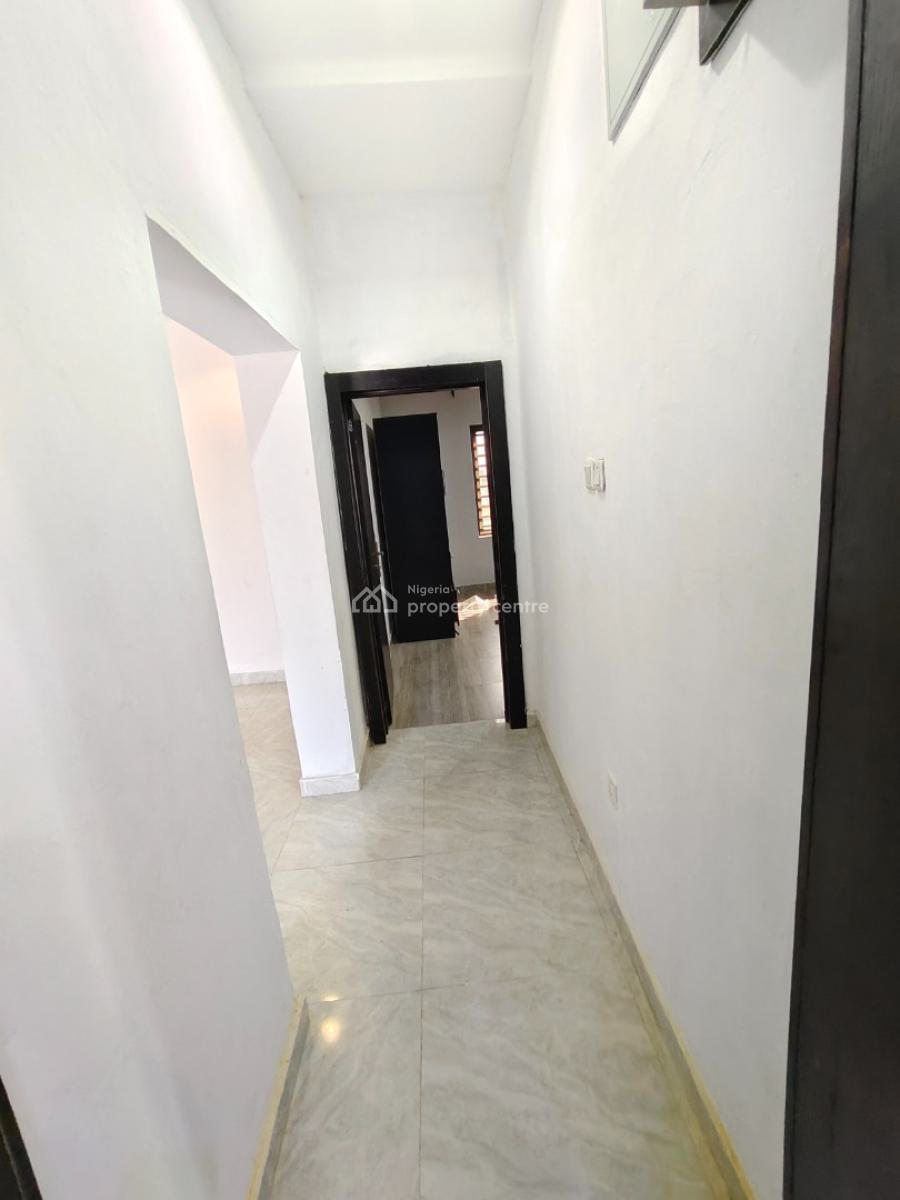 Relatively New 2 Bedrooms Apartment, Sangotedo, Ajah, Lagos, Flat / Apartment for Rent
