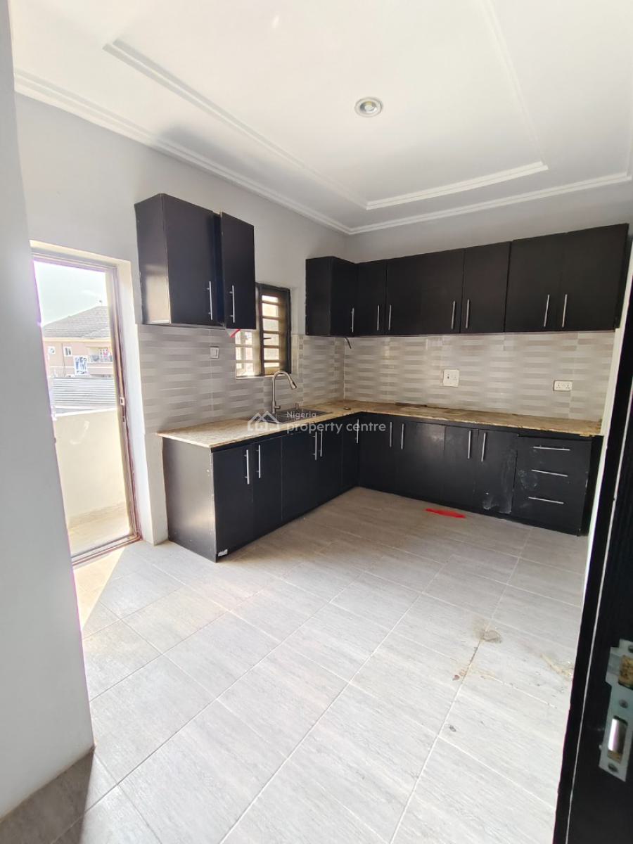Relatively New 2 Bedrooms Apartment, Sangotedo, Ajah, Lagos, Flat / Apartment for Rent