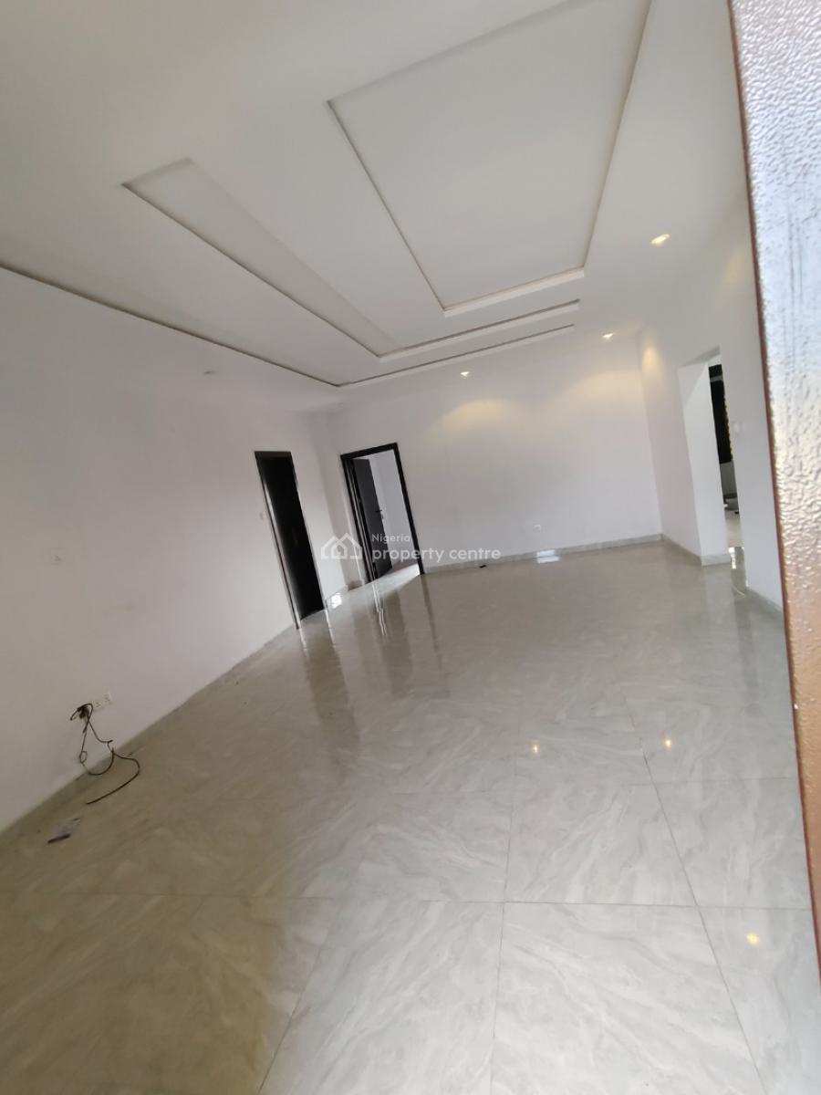 Relatively New 2 Bedrooms Apartment, Sangotedo, Ajah, Lagos, Flat / Apartment for Rent