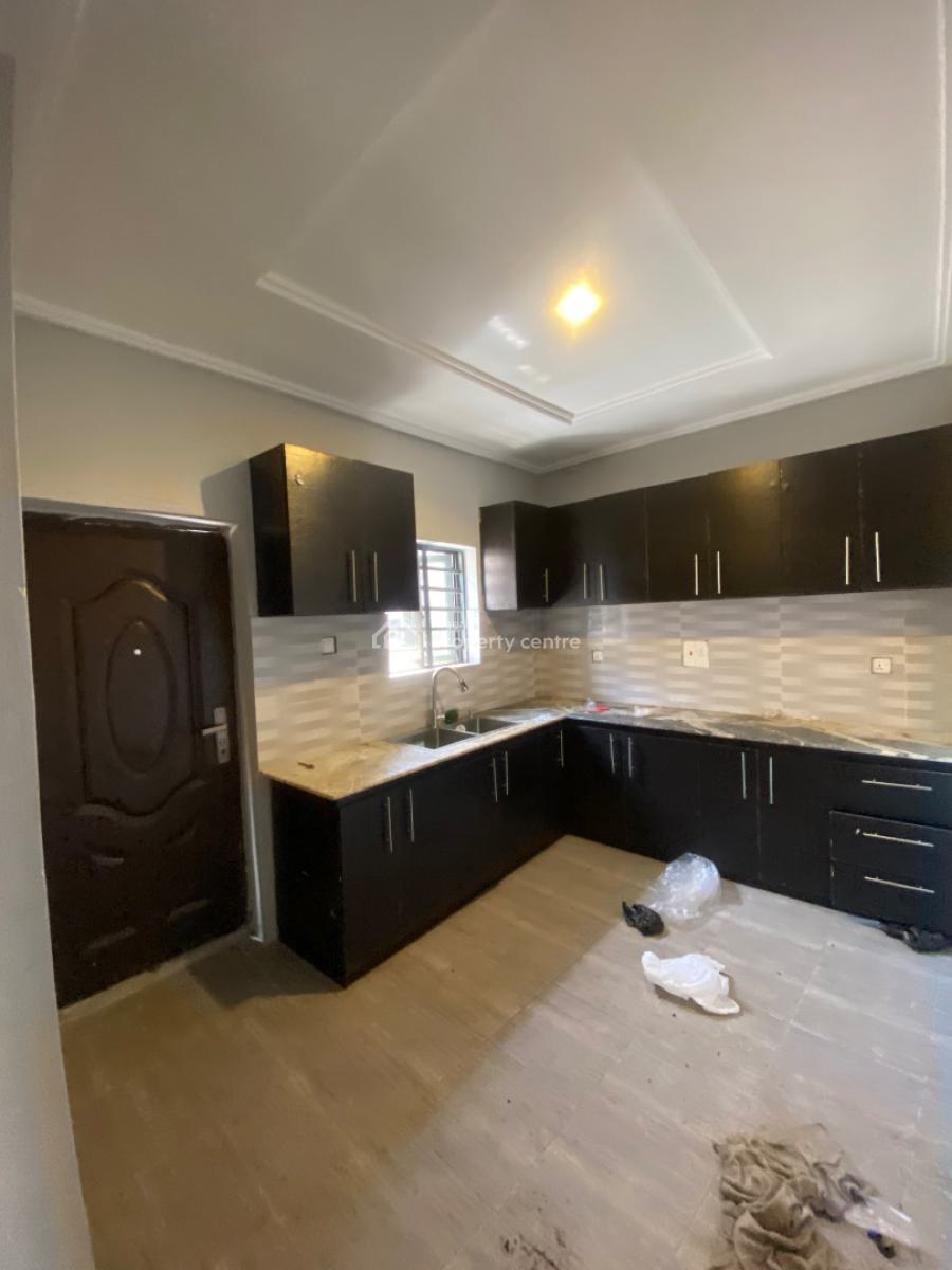 Magnificent Two Bedroom Apartment Upstairs, Peaceland, Ogombo, Ajah, Lagos, Flat / Apartment for Rent