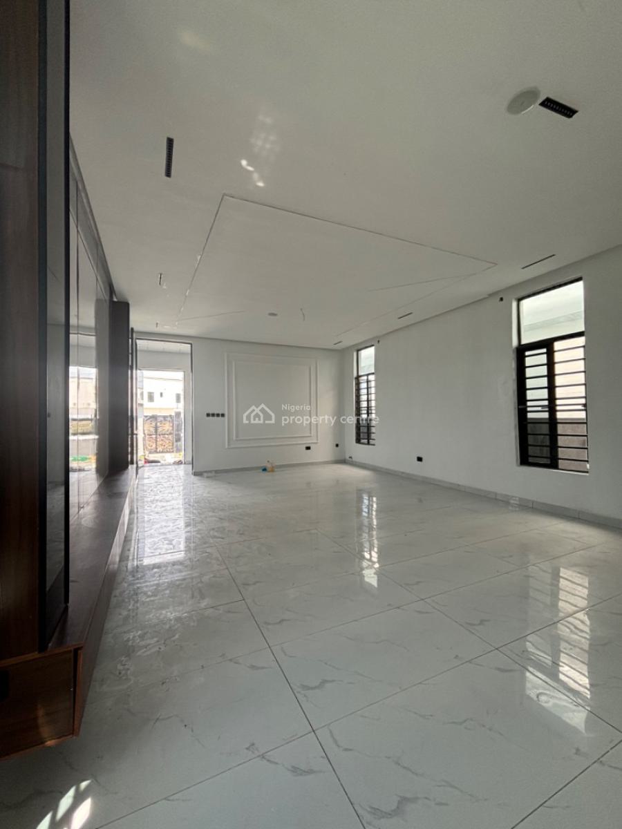 5 Bedroom Detached Home with Swimming Pool, Lekki, Lagos, Detached Duplex for Sale