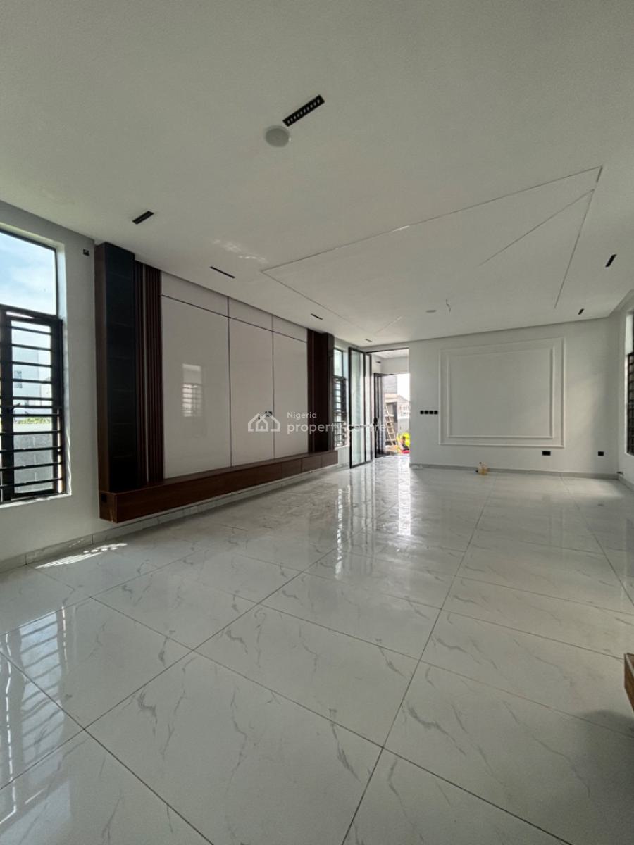 5 Bedroom Detached Home with Swimming Pool, Lekki, Lagos, Detached Duplex for Sale