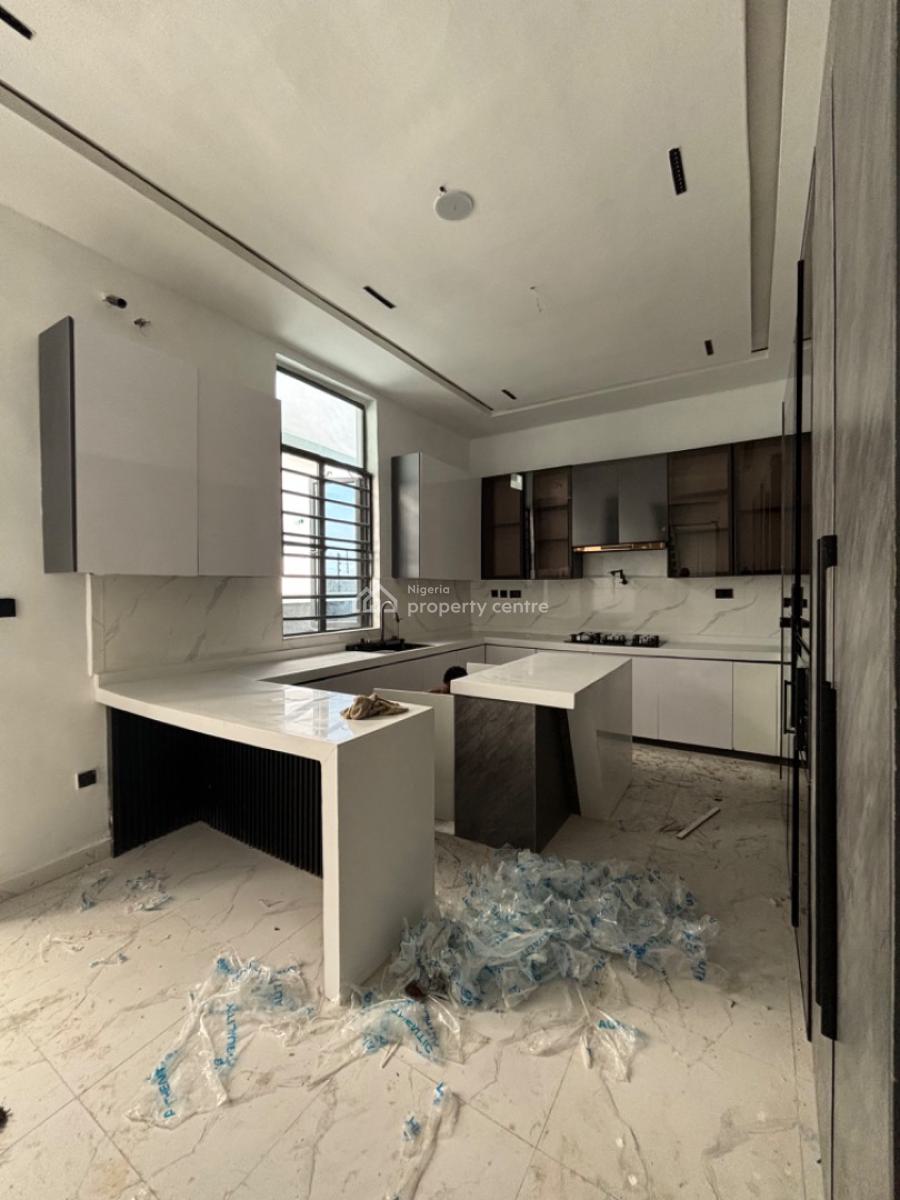 5 Bedroom Detached Home with Swimming Pool, Lekki, Lagos, Detached Duplex for Sale