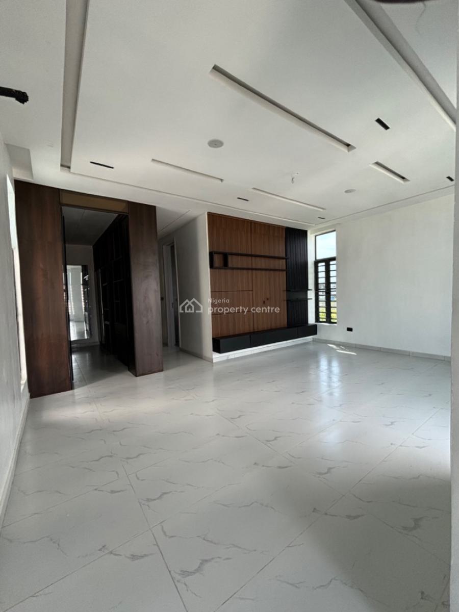 5 Bedroom Detached Home with Swimming Pool, Lekki, Lagos, Detached Duplex for Sale
