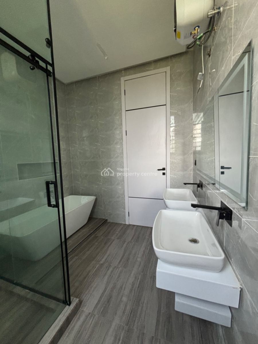 5 Bedroom Detached Home with Swimming Pool, Lekki, Lagos, Detached Duplex for Sale