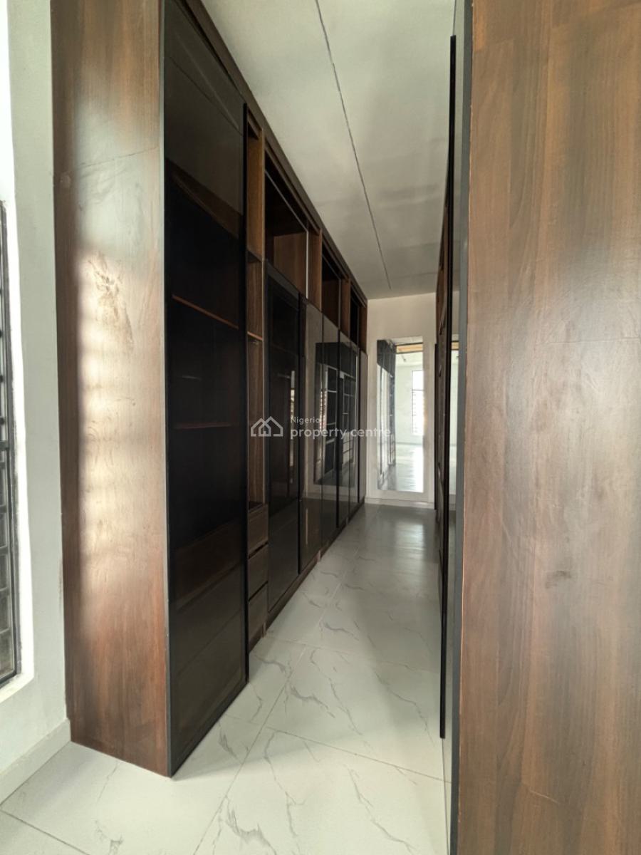 5 Bedroom Detached Home with Swimming Pool, Lekki, Lagos, Detached Duplex for Sale