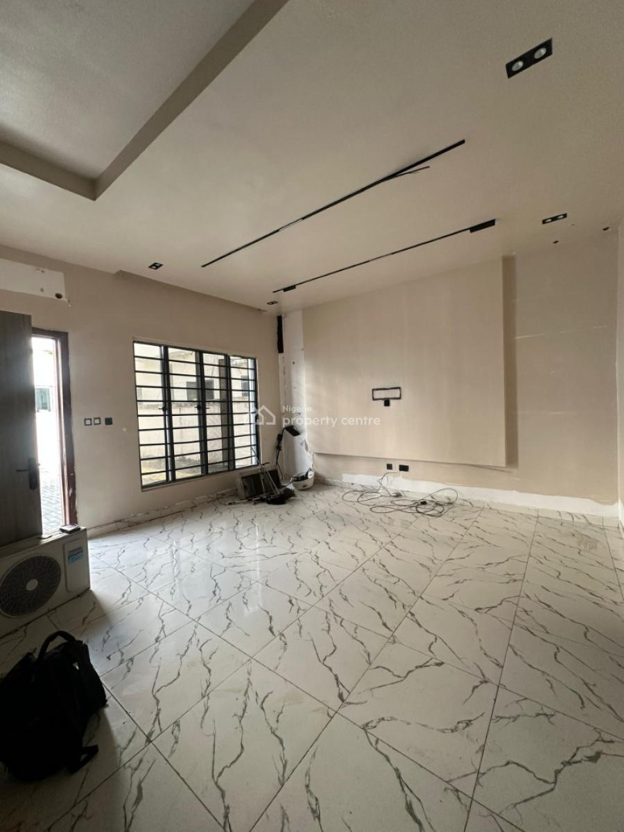 Maintained 3 Bedroom Terrace Duplex with Excellent Facilities, Ikota, Lekki, Lagos, Terraced Duplex for Rent