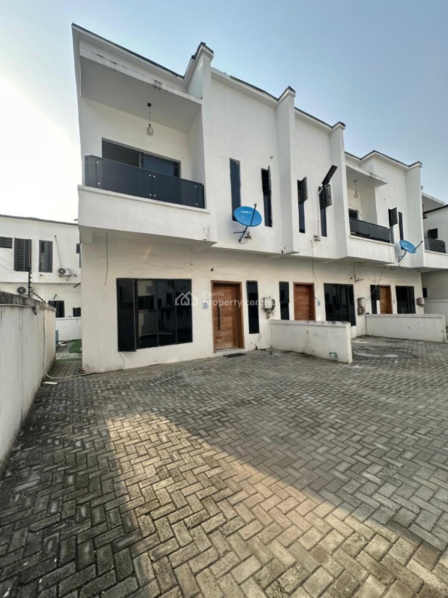 Maintained 3 Bedroom Terrace Duplex with Excellent Facilities, Ikota, Lekki, Lagos, Terraced Duplex for Rent