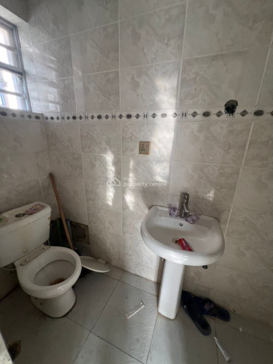 3 Bedroom Apartment in a Secured Neighborhood, Lekki Conservation, Chevron, Igbo Efon, Lekki, Lagos, Flat / Apartment for Rent