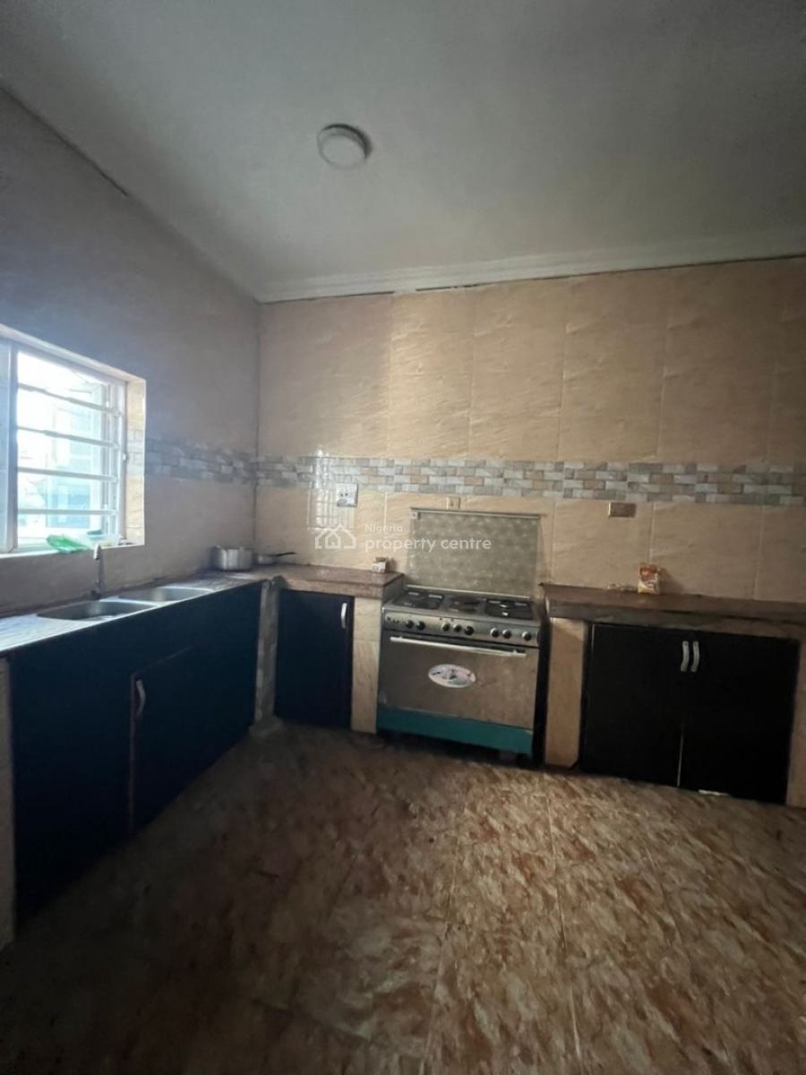 3 Bedroom Apartment in a Secured Neighborhood, Lekki Conservation, Chevron, Igbo Efon, Lekki, Lagos, Flat / Apartment for Rent