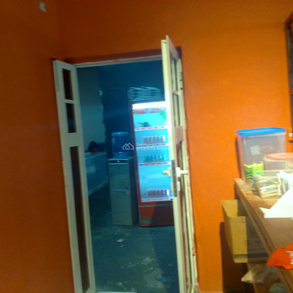 400sqm Open Office Space on The 3rd Floor with 4 Toilets in a Plaza, Off Adetokunbo Ademola, Victoria Island (vi), Lagos, Commercial Property for Rent