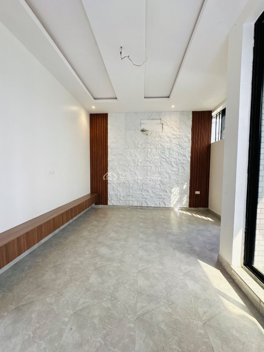 Spaciously Built 4 Bedroom Terrace Duplex with Bq, Vgc, Lekki, Lagos, Terraced Duplex for Rent