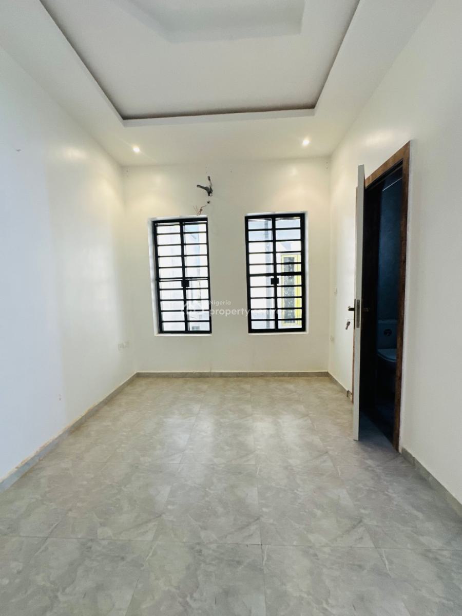 Spaciously Built 4 Bedroom Terrace Duplex with Bq, Vgc, Lekki, Lagos, Terraced Duplex for Rent