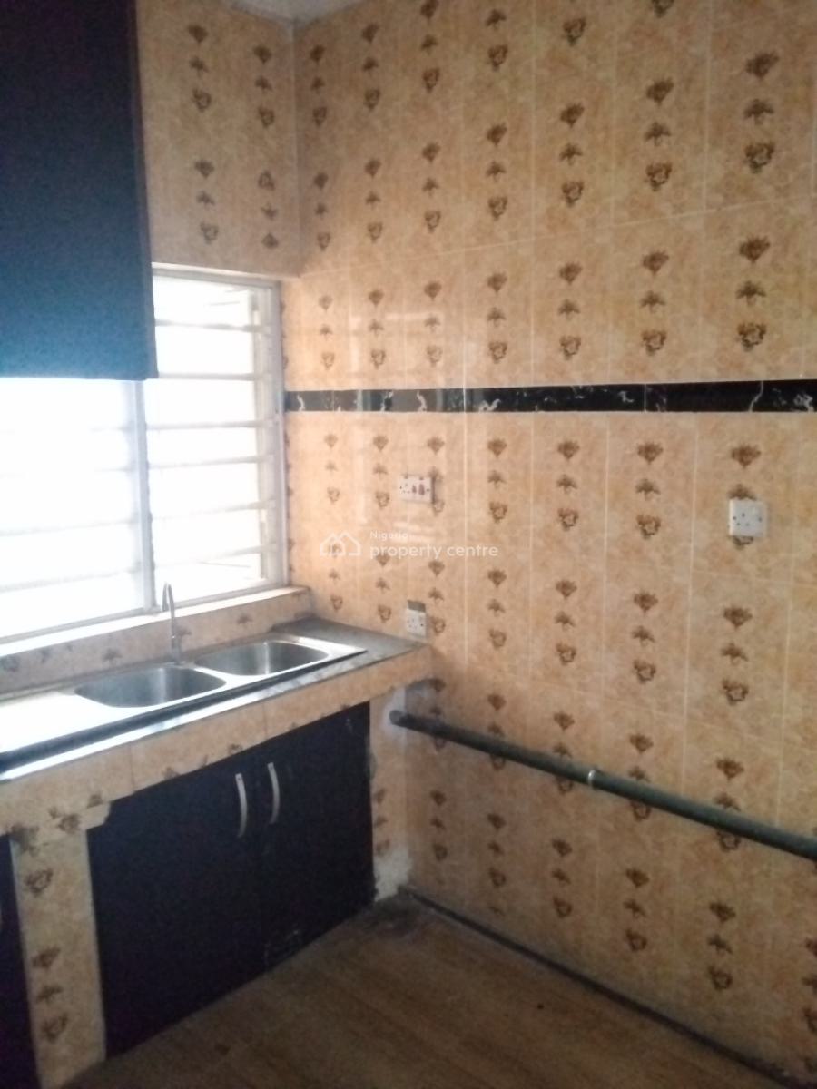 Self Contain Apartment Upstairs, Greenfield Estate Ago, Okota, Isolo, Lagos, Flat / Apartment for Rent