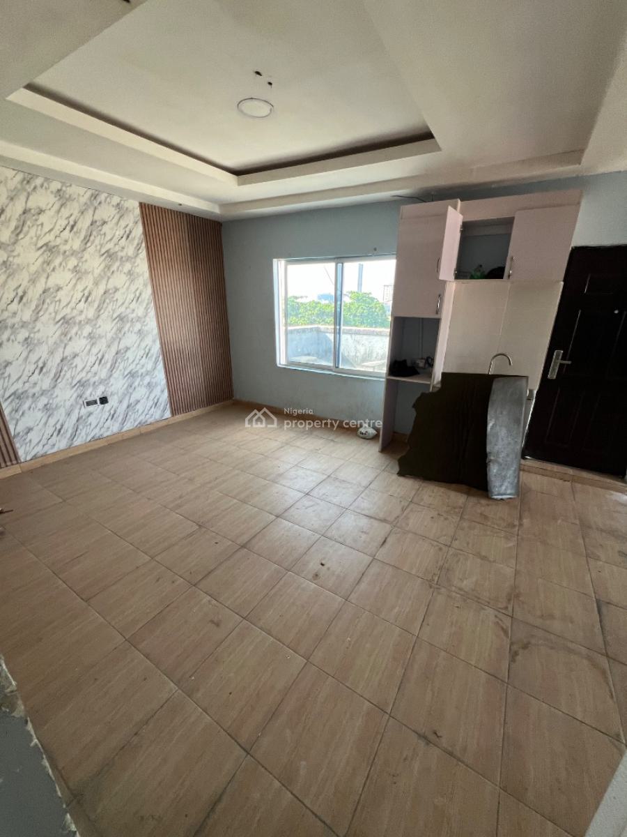 Open Plan Commercial Penthouse with Ample Ground Floor Parking, Victoria Island (vi), Lagos, Commercial Property for Rent