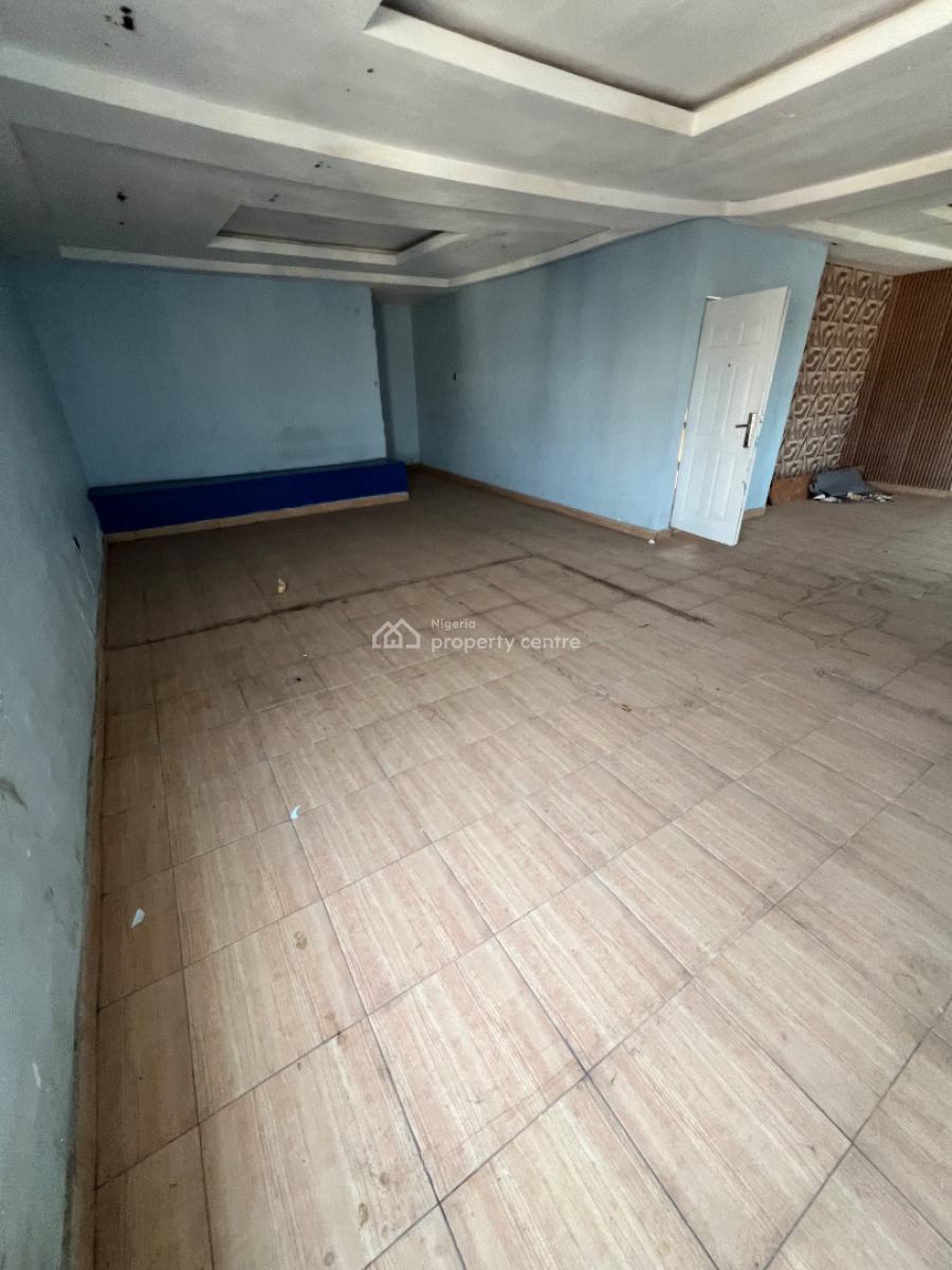 Open Plan Commercial Penthouse with Ample Ground Floor Parking, Victoria Island (vi), Lagos, Commercial Property for Rent