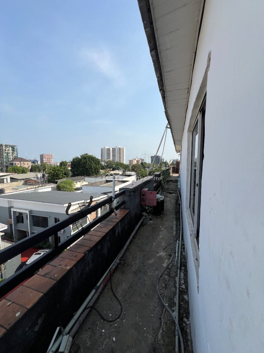 Open Plan Commercial Penthouse with Ample Ground Floor Parking, Victoria Island (vi), Lagos, Commercial Property for Rent
