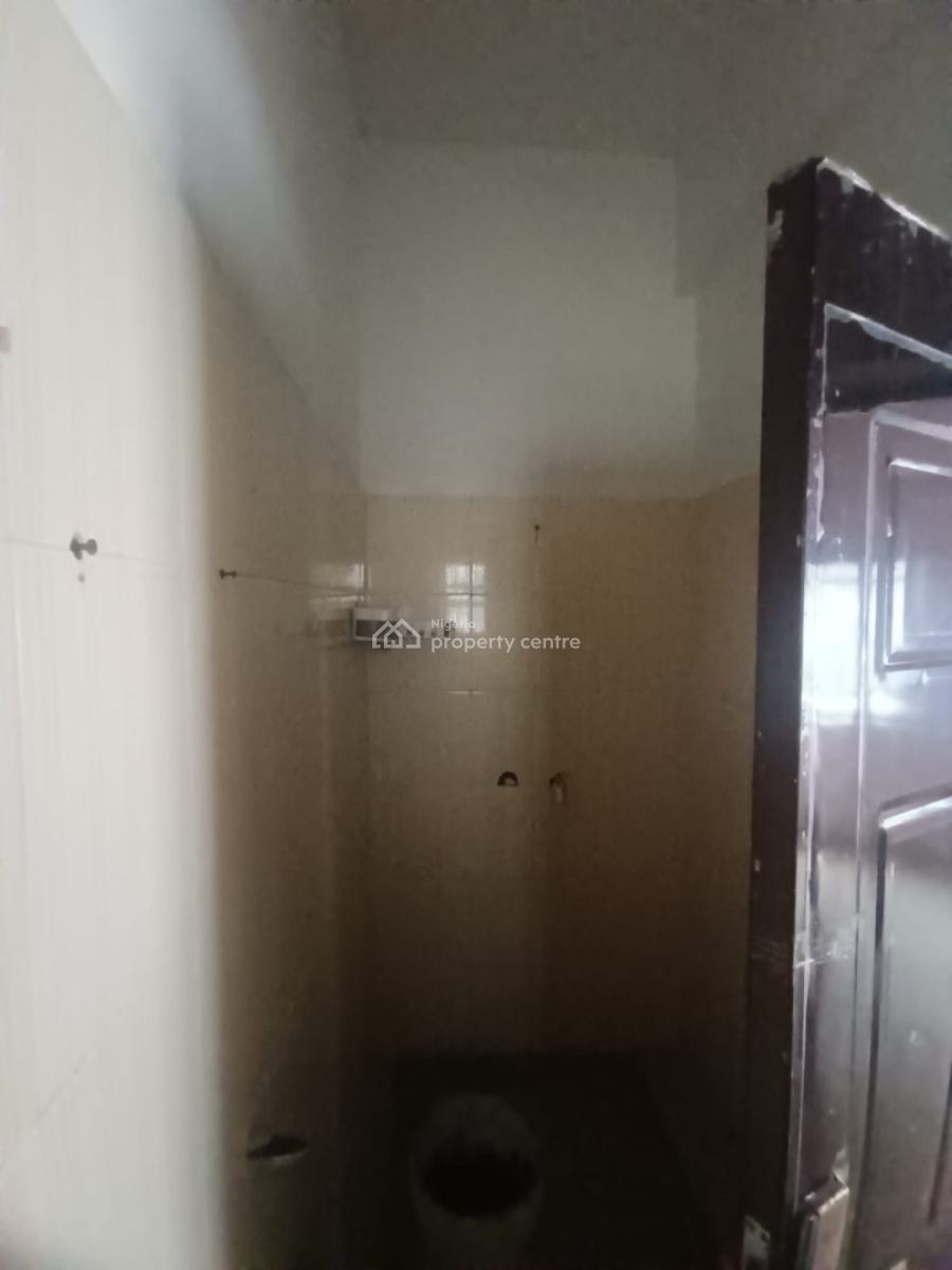 Exquisite Spacious Single Room Shared Apartment, Orchid, Lekki Phase 2, Lekki, Lagos, Flat / Apartment for Rent