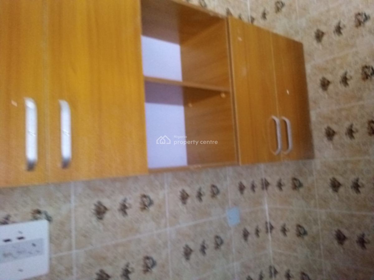 Sharp and Spacious 3 Bedrooms, Okota, Isolo, Lagos, Flat / Apartment for Rent