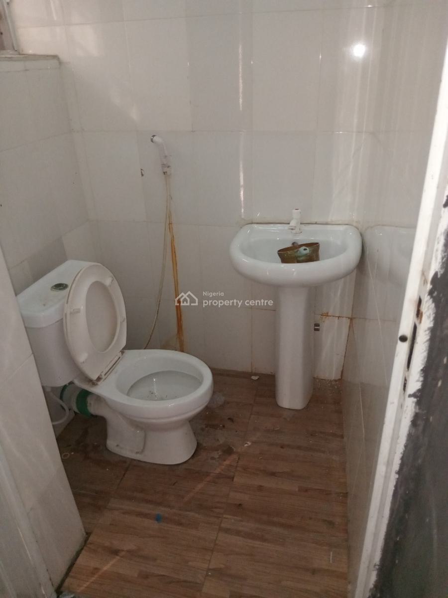 Room and Palour with 2 Toilet, Ogombo, Ajah, Lagos, Mini Flat (room and Parlour) for Rent