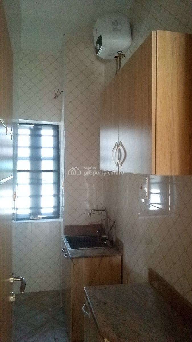 Sharp 2 Bedroom, Okota, Isolo, Lagos, Flat / Apartment for Rent
