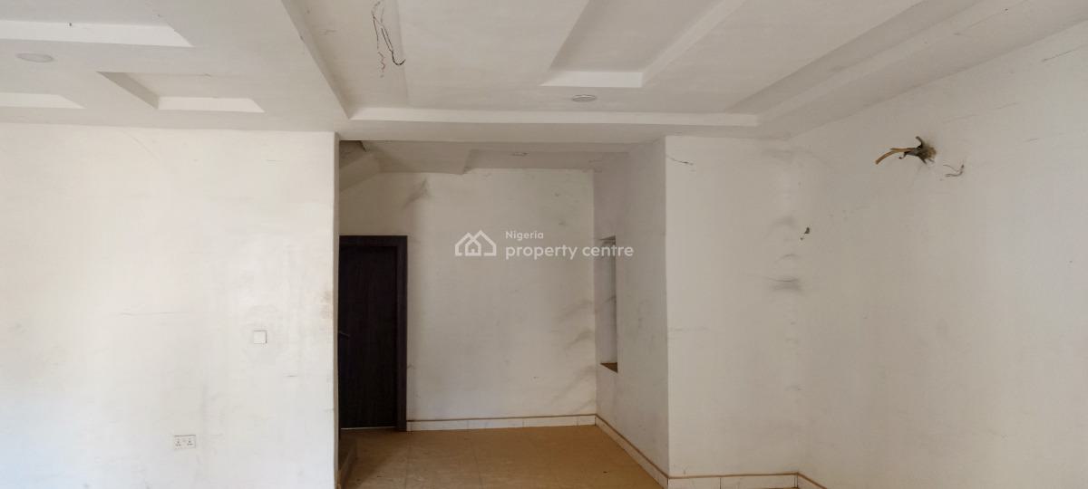 Luxury 4 Bedroom Terrace Duplex with a Bq, Jahi, Abuja, Terraced Duplex for Rent