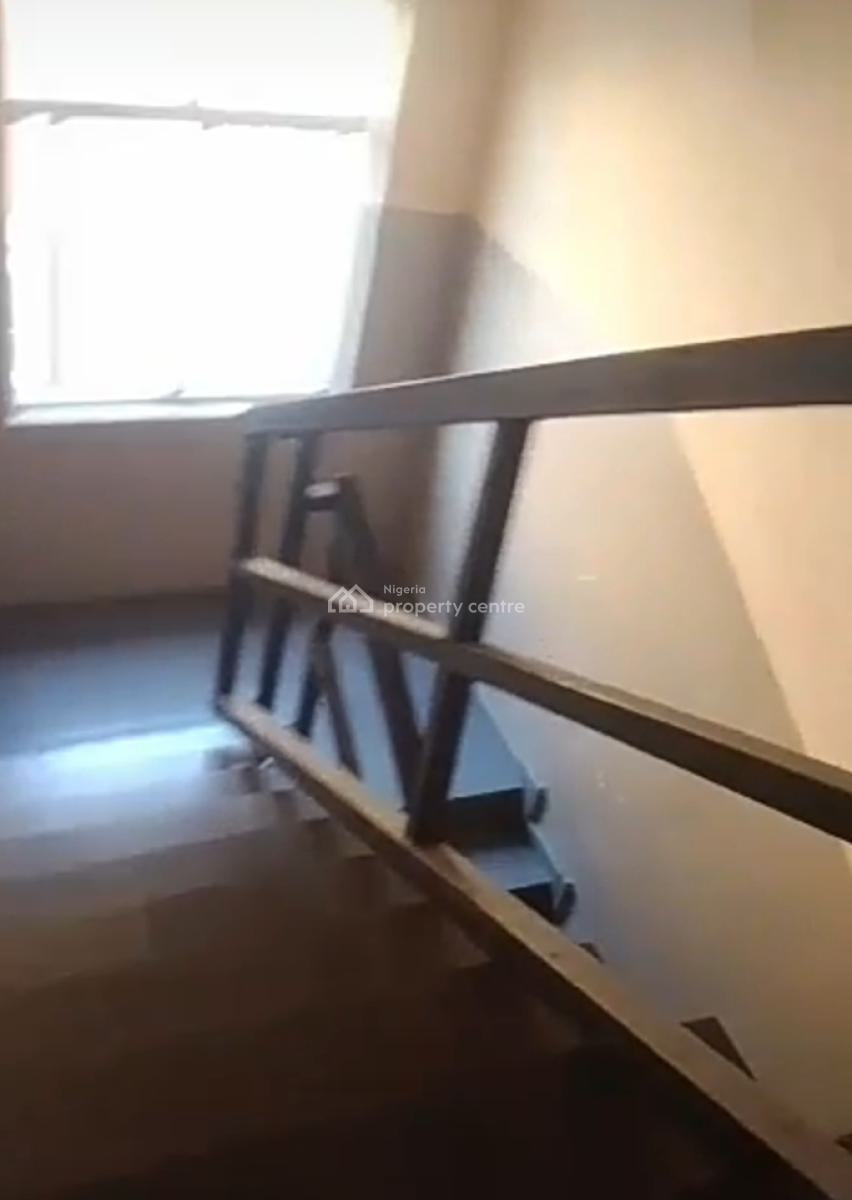 Spacious and Neat 2 Bedroom Flat Upstairs with Plenty Air, Around Vgc, Ikota, Lekki, Lagos, Flat / Apartment for Rent