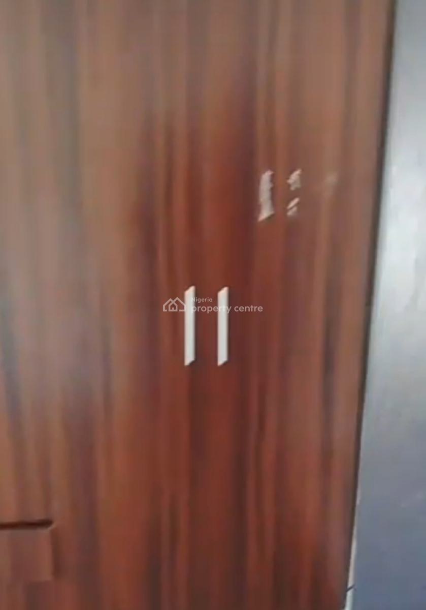 Spacious and Neat 2 Bedroom Flat Upstairs with Plenty Air, Around Vgc, Ikota, Lekki, Lagos, Flat / Apartment for Rent