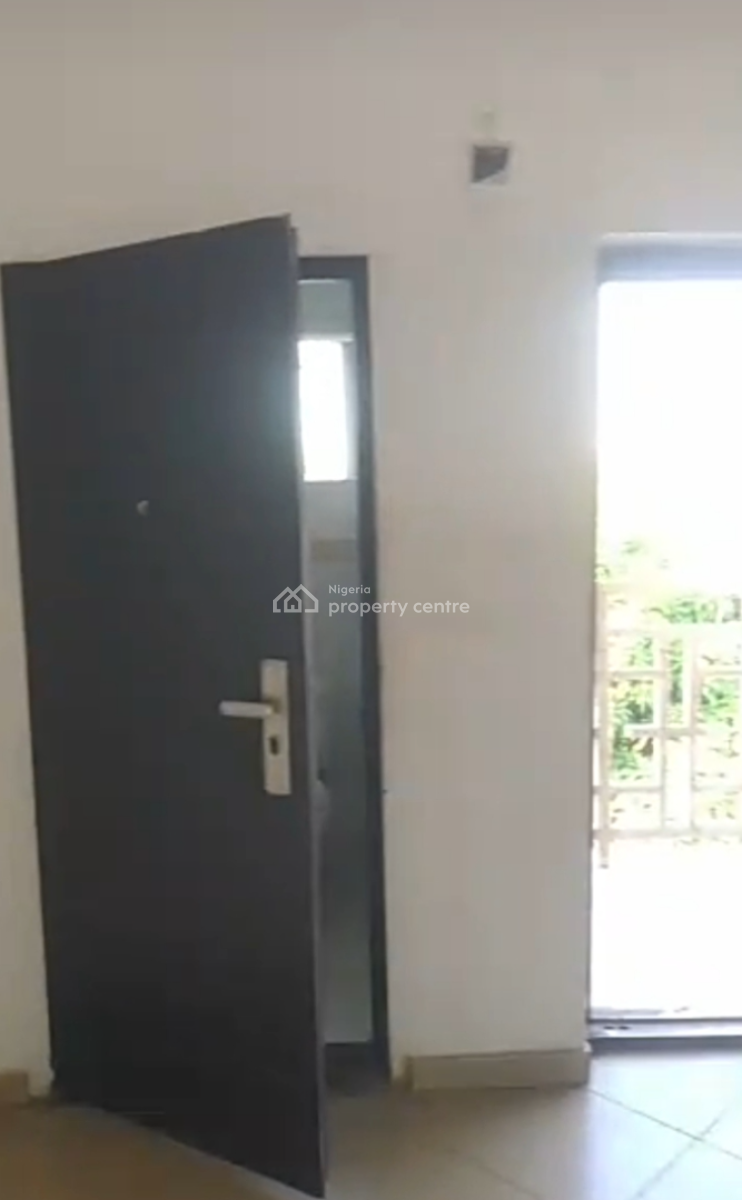 Spacious and Neat 2 Bedroom Flat Upstairs with Plenty Air, Around Vgc, Ikota, Lekki, Lagos, Flat / Apartment for Rent