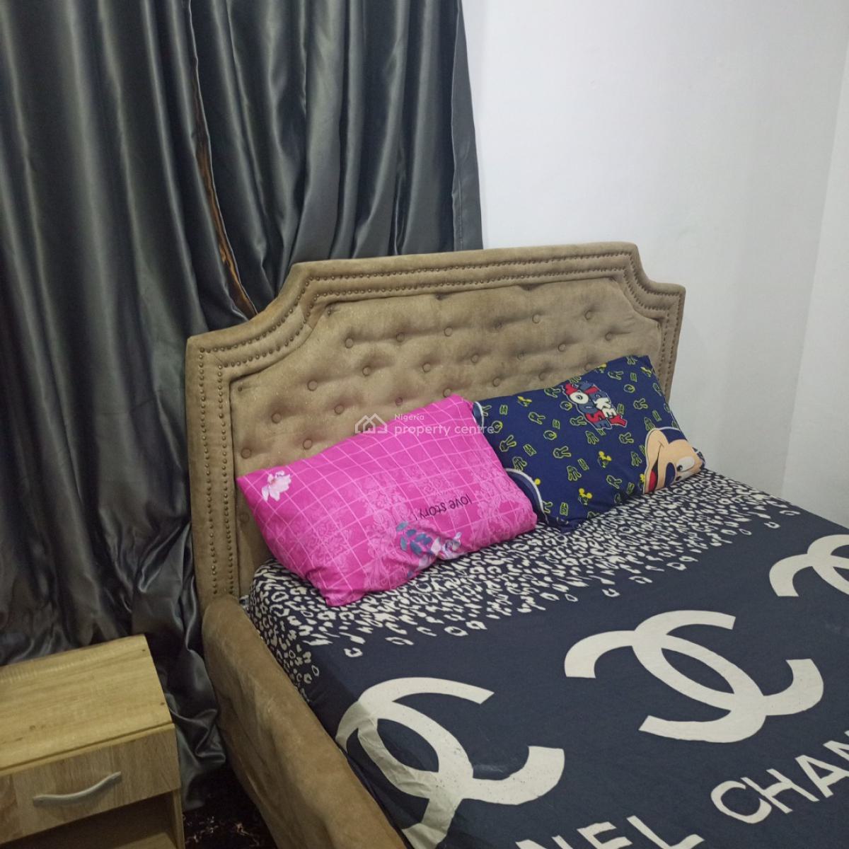 Affordable Female Shared Apartment, Lekki Pennusula Scheme 2 Abraham Adesanyan, Ogombo, Ajah, Lagos, Self Contain (single Rooms) Short Let