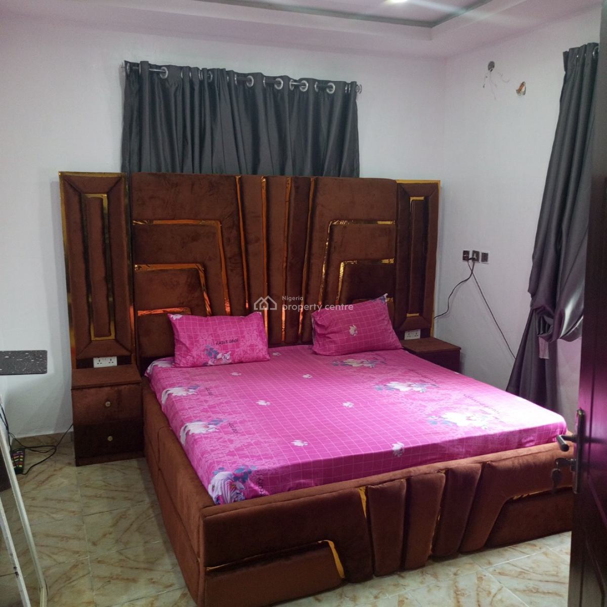 Affordable Female Shared Apartment, Lekki Pennusula Scheme 2 Abraham Adesanyan, Ogombo, Ajah, Lagos, Self Contain (single Rooms) Short Let