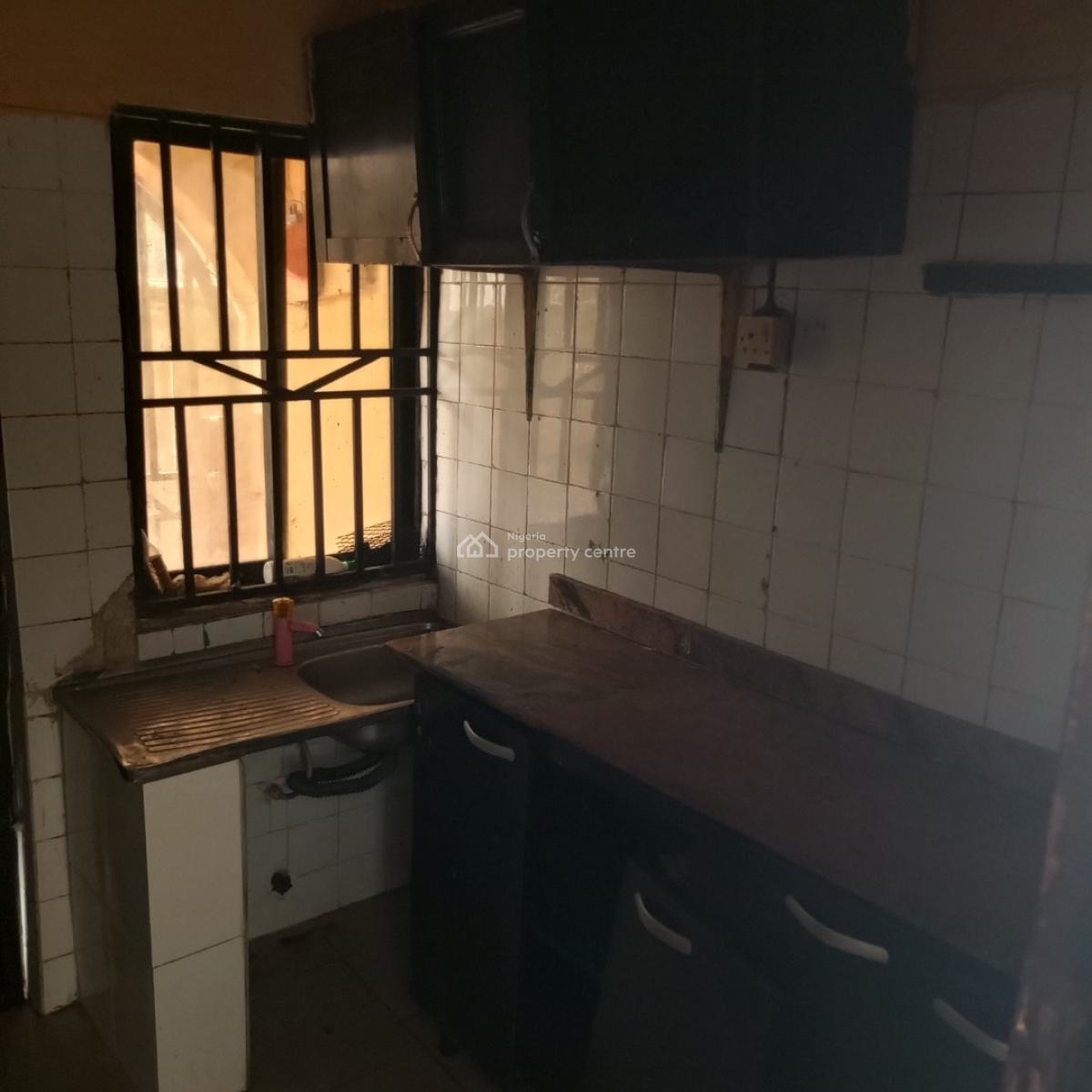 Sharp and Serene 2 Bedroom Apartment (downstairs), Westwood Estate, Badore, Ajah, Lagos, Flat / Apartment for Rent