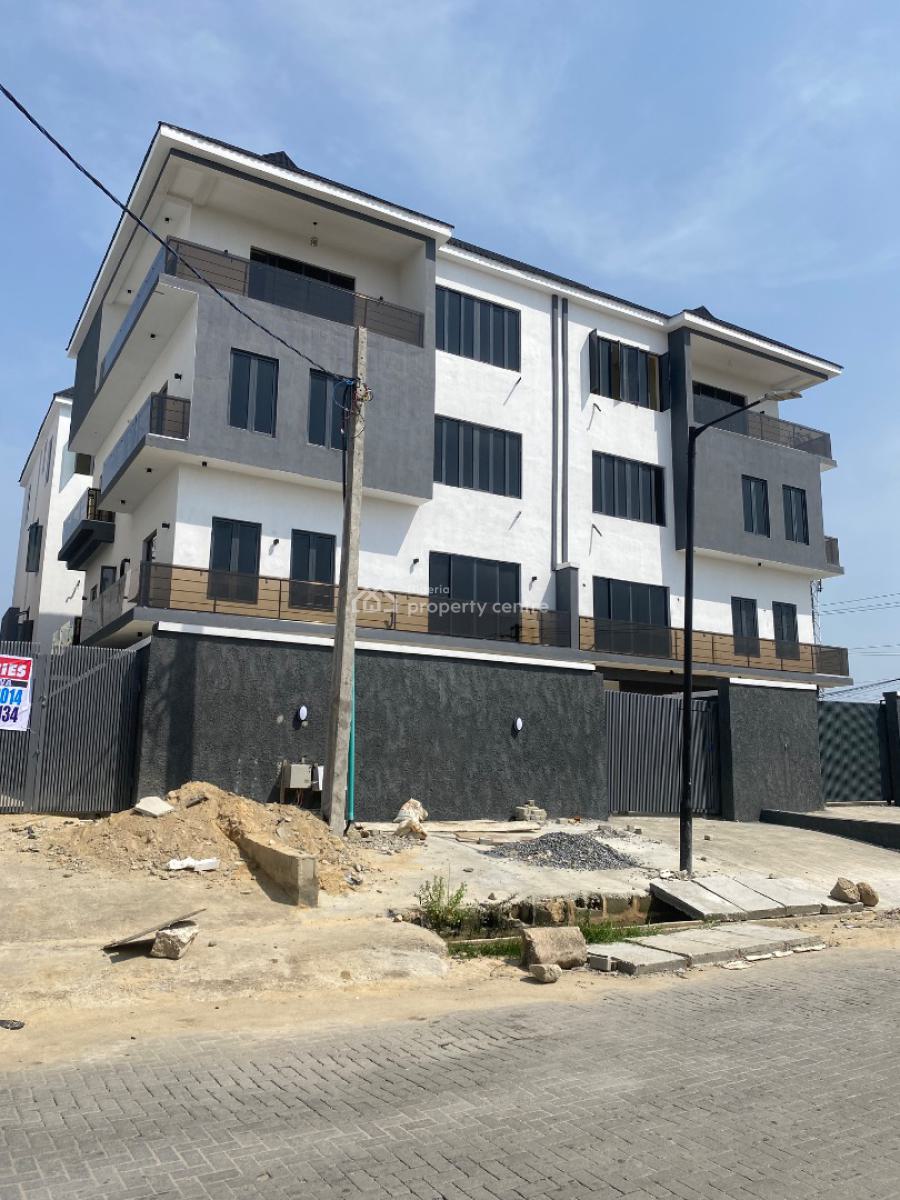 6 Bedroom Semidetached Duplex with a High Visiblility, Off Admiralty Way Facing The Road with a Great View of The City, Lekki Phase 1, Lekki, Lagos, Semi-detached Duplex for Sale