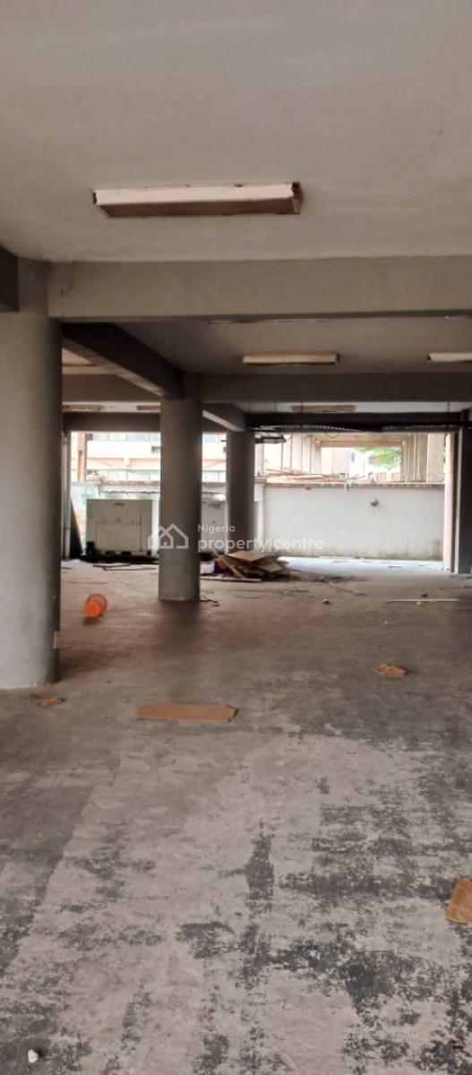 Six-floor Office Complex with 3,258 Sqm Lettable Spaace Ungerground an, Victoria Island (vi), Lagos, Plaza / Complex / Mall for Rent