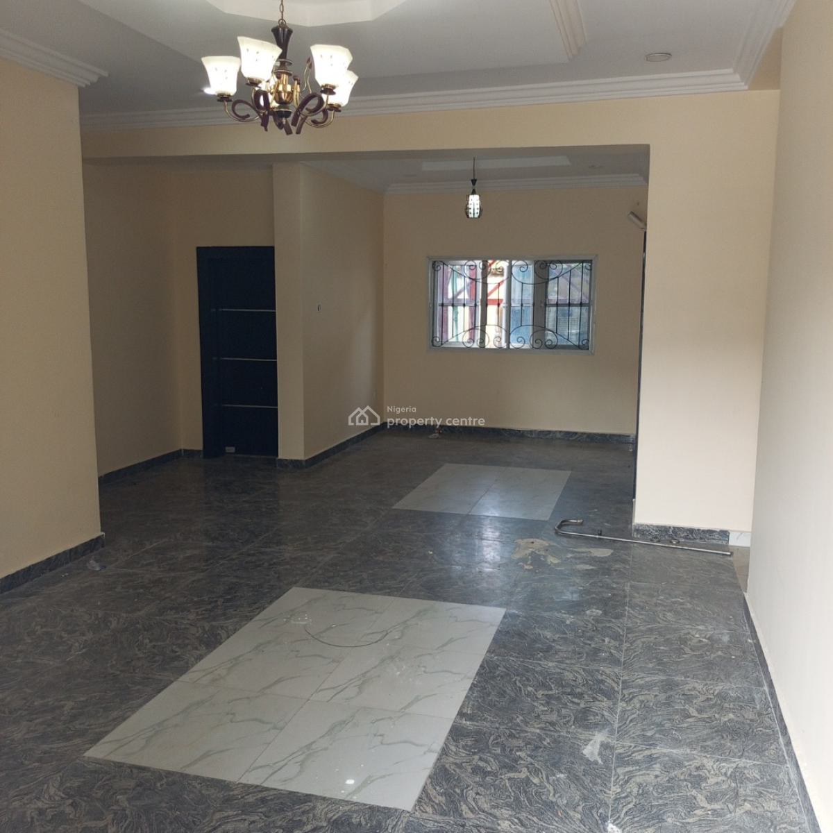 Sharp and Spacious 3bedroom Apartment (downstairs), Fountain Estate Badore Ajah-lekki, Badore, Ajah, Lagos, Flat / Apartment for Rent
