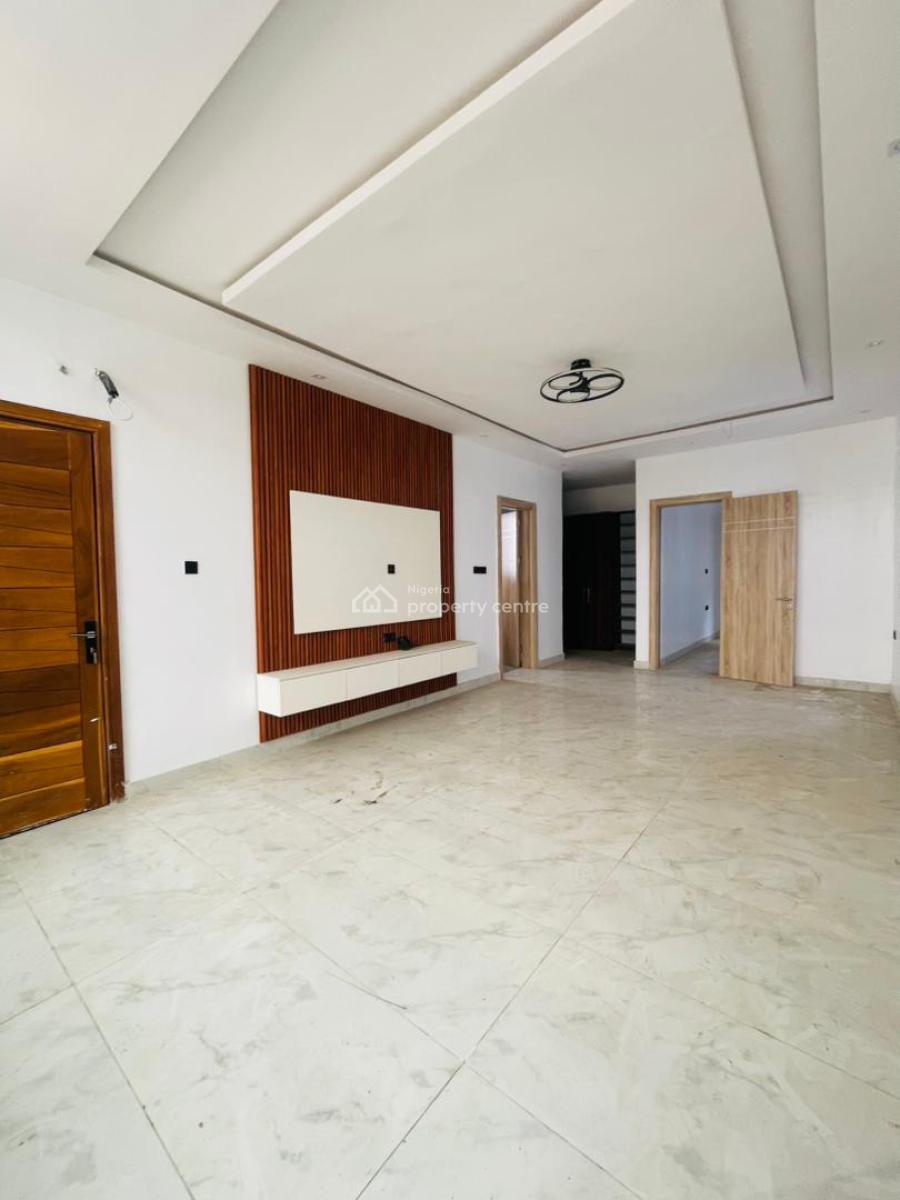 Spacious 5 Bedroom Fully Detached Duplex with Bq, Ologolo, Lekki, Lagos, Detached Duplex for Sale