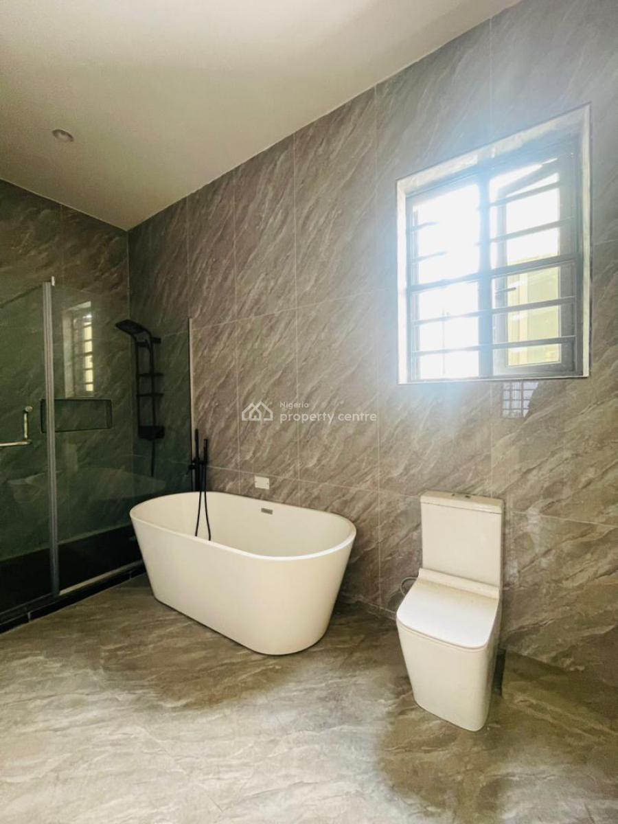 Spacious 5 Bedroom Fully Detached Duplex with Bq, Ologolo, Lekki, Lagos, Detached Duplex for Sale