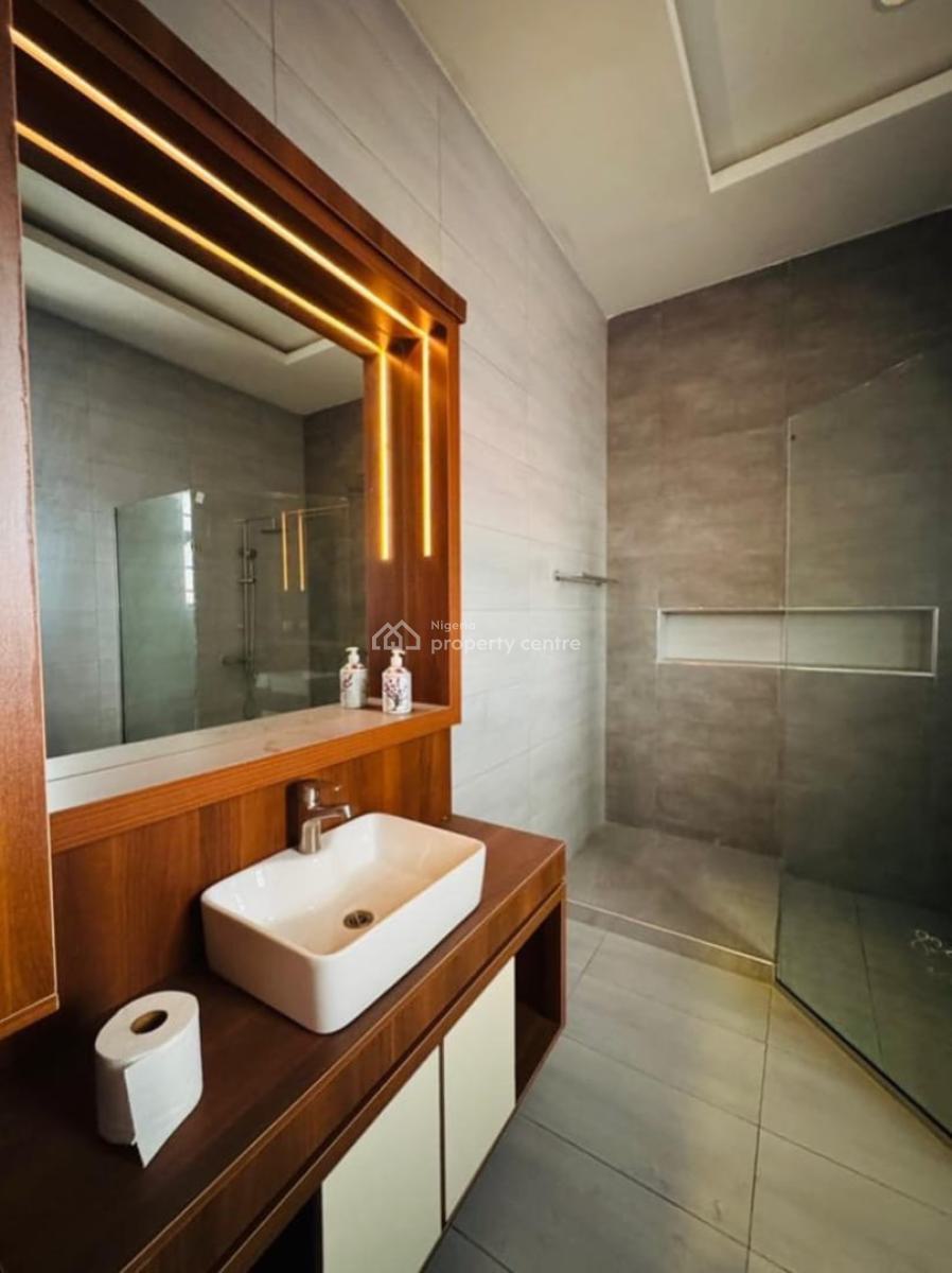 5 Bedroom Fully Detached with Bq, Lekki Phase 1, Lekki, Lagos, Detached Duplex for Rent