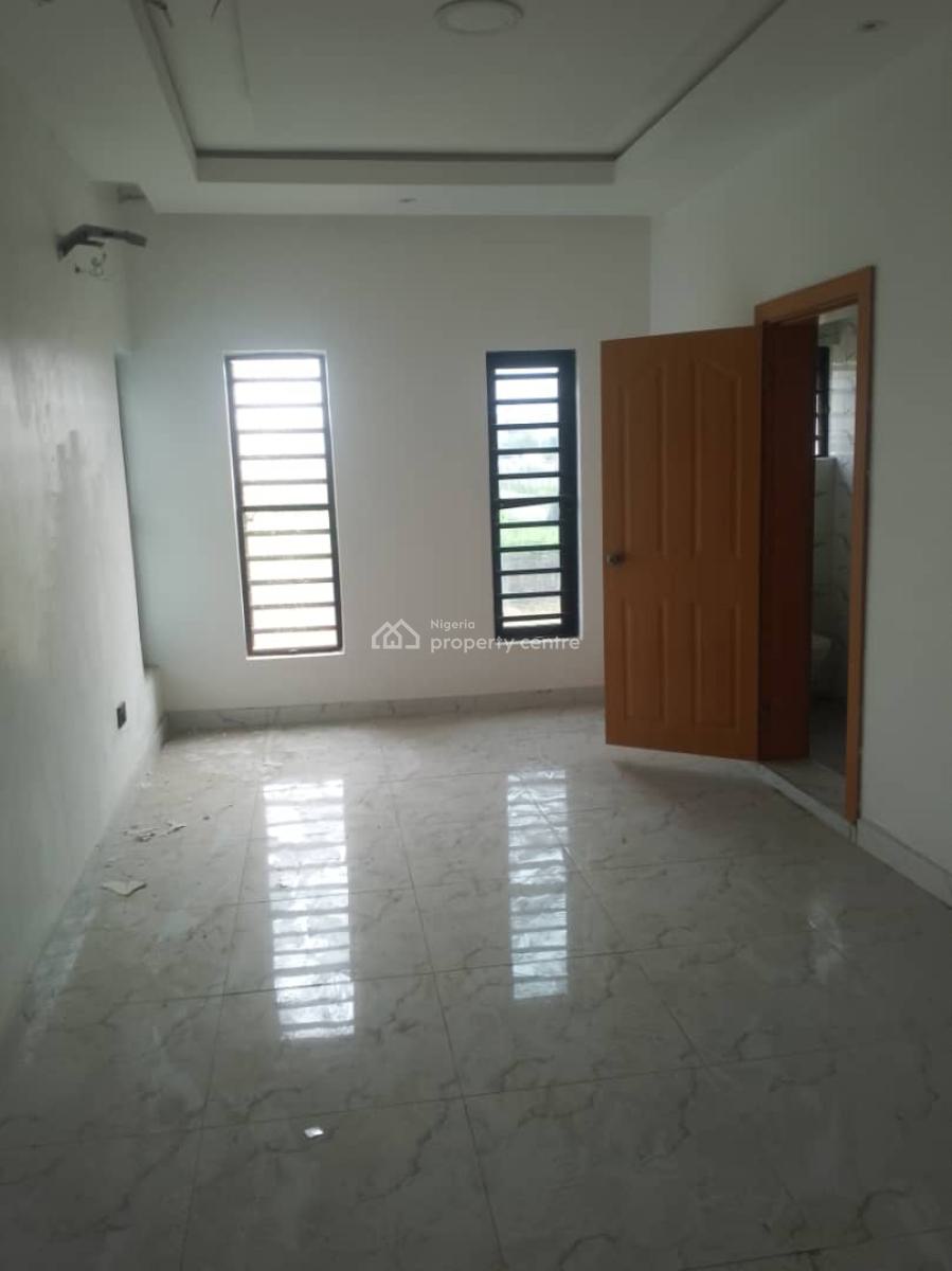 3 Bedroom Semi Detached House, Ogudu Gra Phase 2, Ogudu, Lagos, Semi-detached Duplex for Rent