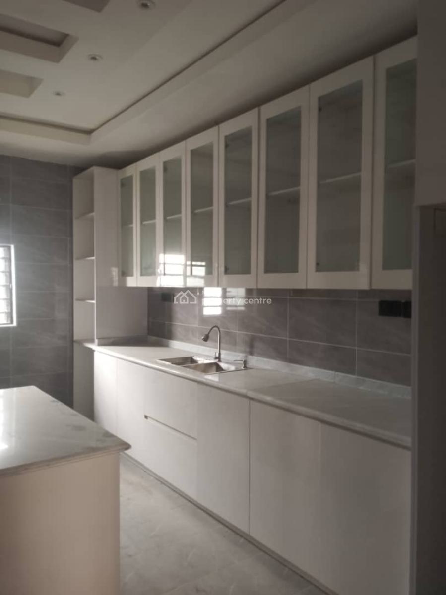 3 Bedroom Semi Detached House, Ogudu Gra Phase 2, Ogudu, Lagos, Semi-detached Duplex for Rent