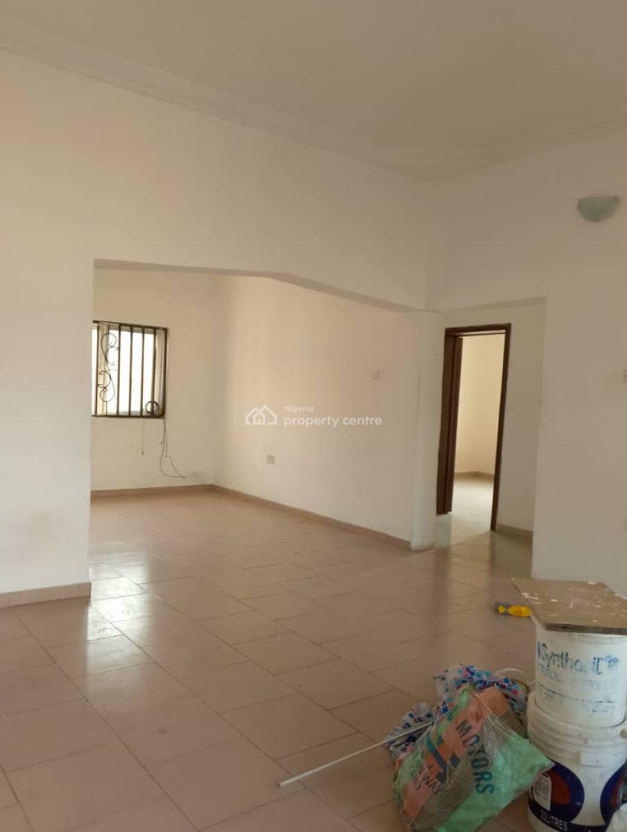 2bedroom Flat at Lafiaji Orchid Hotel Road, Lafiaji Orchid Hotel Road Lekki Phase 2, Lekki, Lagos, Terraced Duplex for Rent