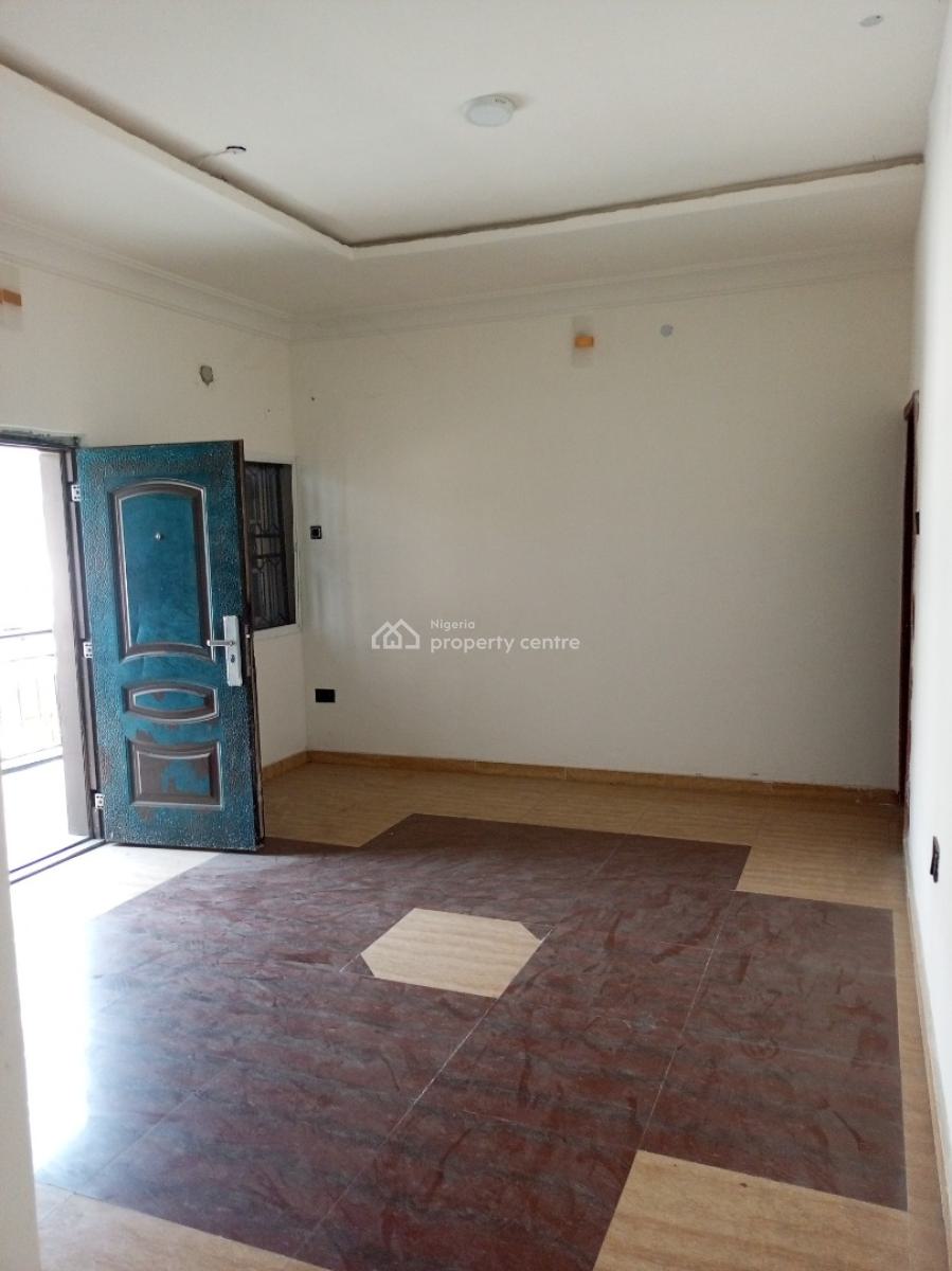 2bedroom Flat Available Upstairs, Ikate Elegushi, Lekki, Lagos, Flat / Apartment for Rent