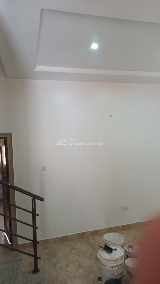 Clean Duplex with Bq, Guzape District, Abuja, Terraced Duplex for Rent