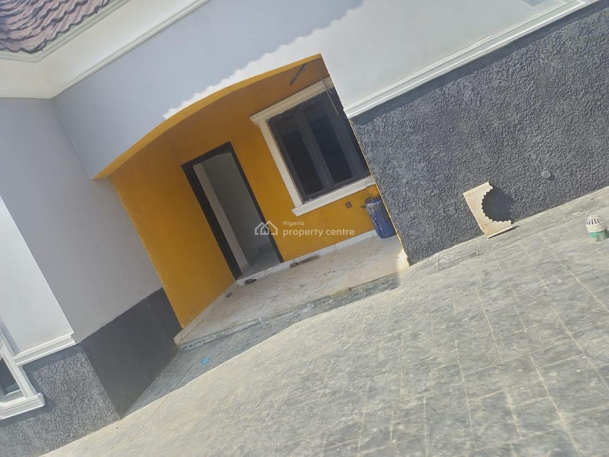 Fully Furnished 4 Bedroom Bungalow on a Plot of Land with Solar, Ekerin, Ologuneru, Ibadan, Oyo, Detached Bungalow for Sale