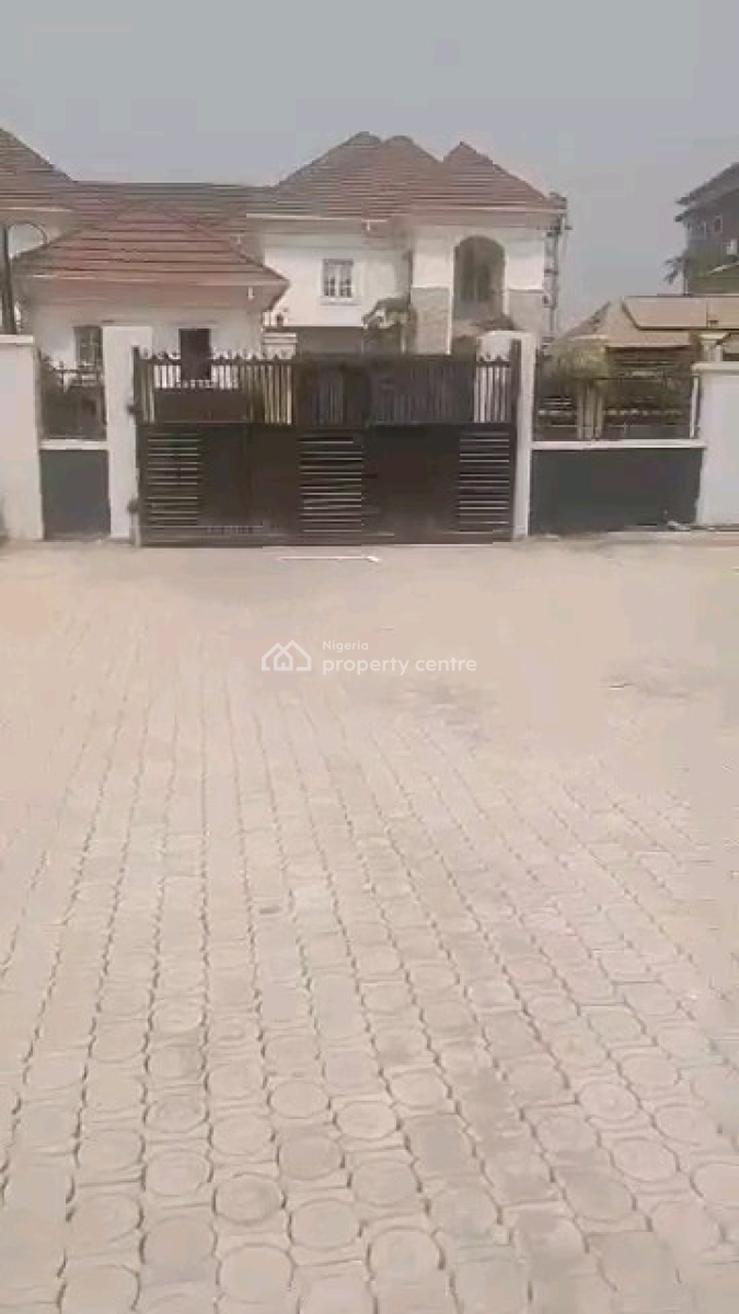 Luxury 3 Bedroom First-floor Flat -- Prime Durumi, By American International School, Durumi, Abuja, Flat / Apartment for Rent