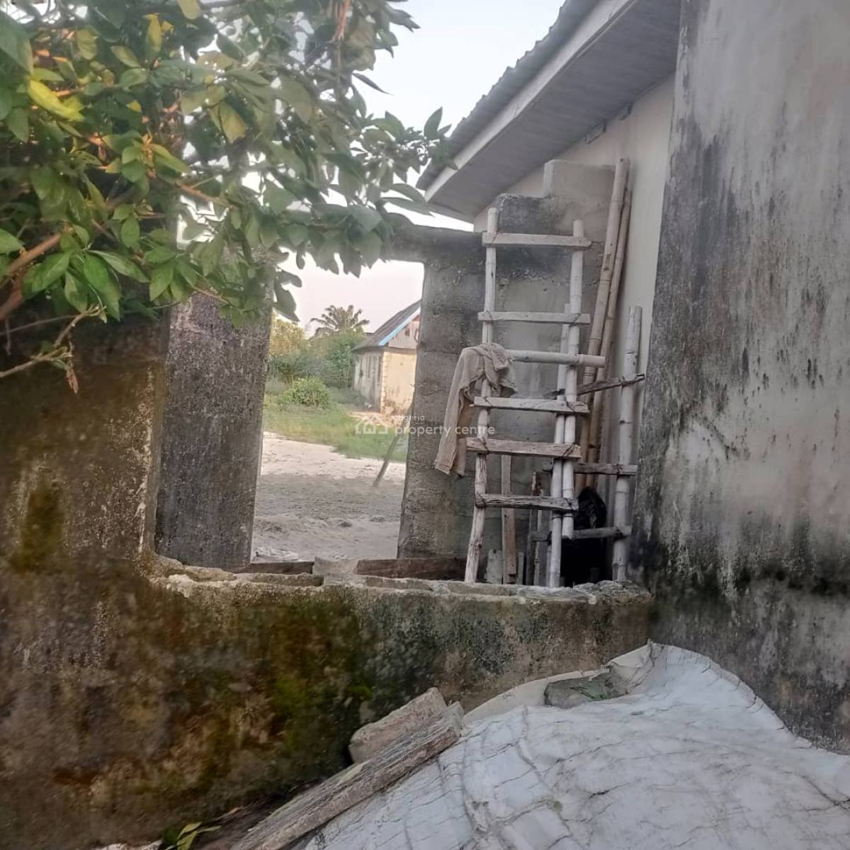 Distress 3 Bedroom Flat Uncompleted, Alatise Via Bankole, Ibeju, Lagos, Flat / Apartment for Sale