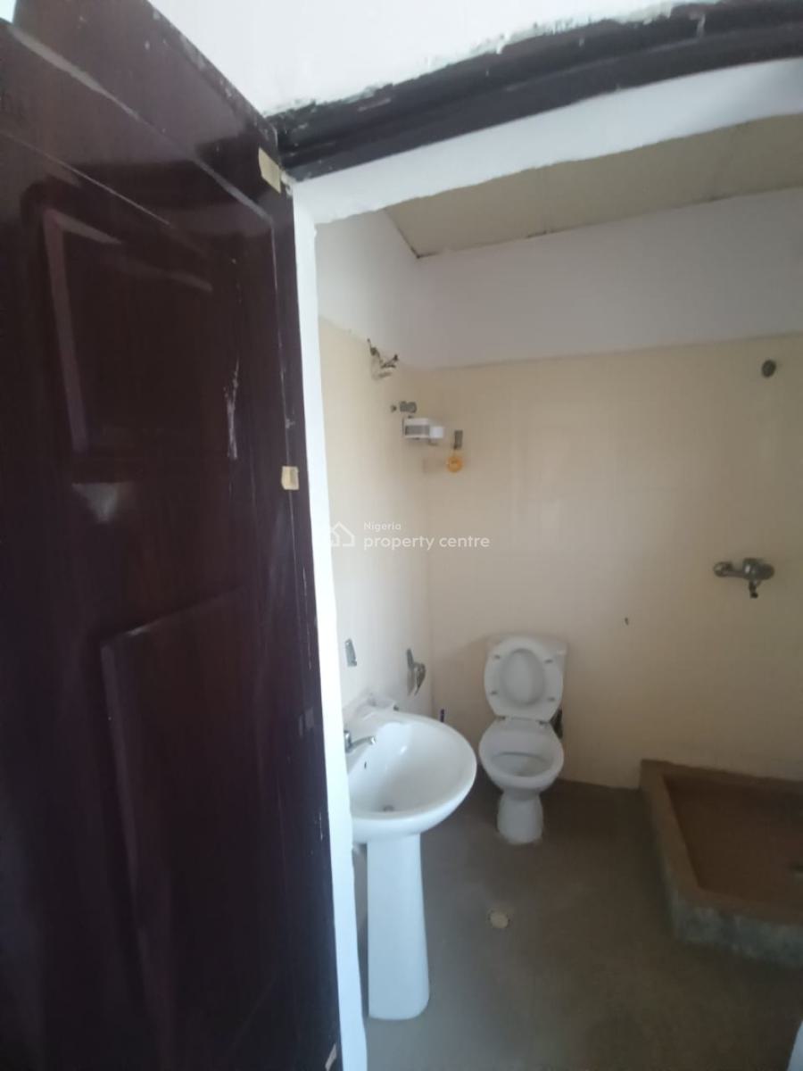 Room Self-con Shared Kitchen in Ocean Bay Estate Orchid, Ocean Bay Estate Off Orchid Road, Lekki, Lagos, Self Contain (single Rooms) for Rent