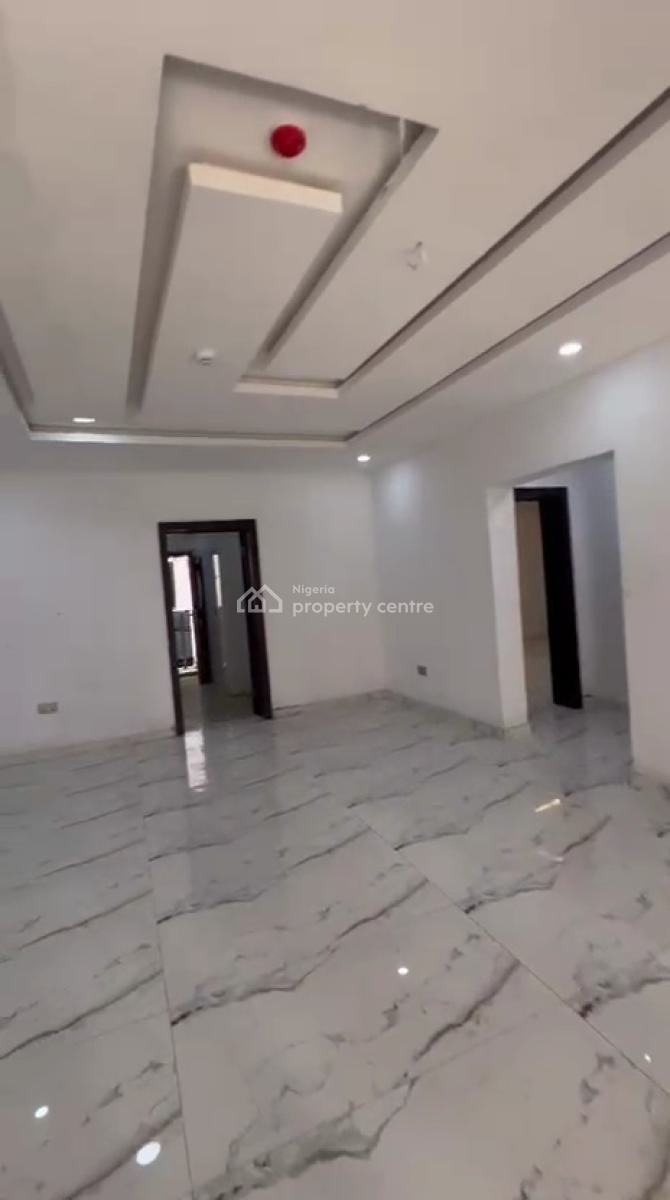 Fully Serviced 2bedroom Flat Ensuit with Bq, Pool,gym, Off Freedom Way, Lekki Phase 1, Lekki, Lagos, Flat / Apartment for Rent